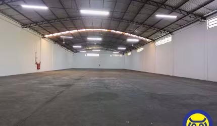 Galpão para locação no bairro Distrito Industrial em São José – 1.000 m² de área