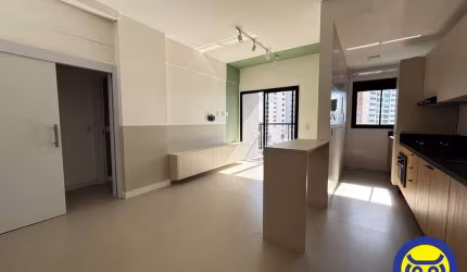 Apartamento com 02 suítes e Vista Mar na Agronômica