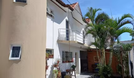 Casa com 3 quartos à venda na Vila Mogilar, Mogi das Cruzes  por R$ 1.000.000