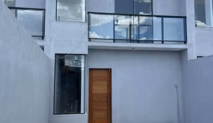 Casa com 2 quartos à venda na Vila Maria de Maggi, Suzano , 92 m2 por R$ 410.000