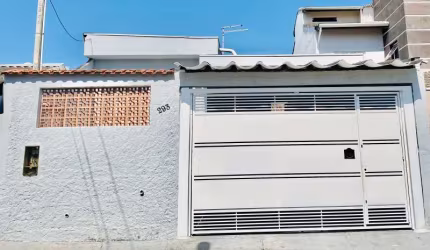 Casa com 3 quartos à venda na Vila Santana, Mogi das Cruzes , 174 m2 por R$ 580.000