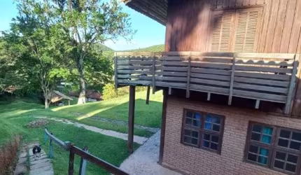 Chácara / sítio com 12 quartos à venda no Centro, Guararema  por R$ 2.200.000