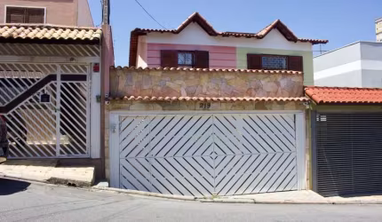 Casa com 3 quartos à venda no Parque Santana, Mogi das Cruzes , 161 m2 por R$ 820.000
