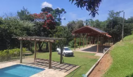 Chácara / sítio com 3 quartos à venda no Boa Vista, Mogi das Cruzes , 220 m2 por R$ 1.900.000