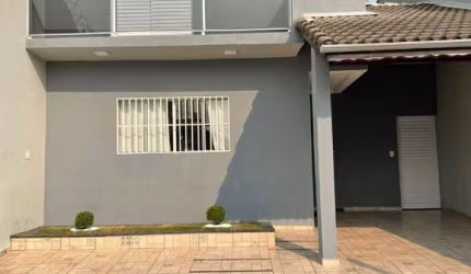 Casa com 3 quartos à venda na Vila Áurea, Poá , 180 m2 por R$ 900.000