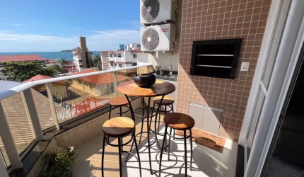 Apartamento pé na areia na praia dos ingleses.