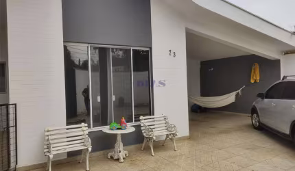 Casa para Venda em Sorocaba, Jardim Guarujá, 3 dormitórios, 1 suíte, 2 banheiros, 6 vagas