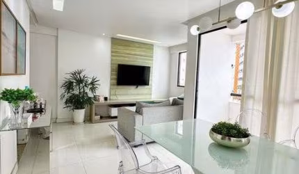 Lindo apartamento 3/4 com suíte à Venda no Imbui - 73 m² - Nascente - 2 vagas - Varanda - Armários