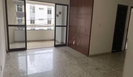 Apartamento 3/4, 1 suíte em Costa Azul, nascente, armários em todos os cômodos, nascente, 77 m²