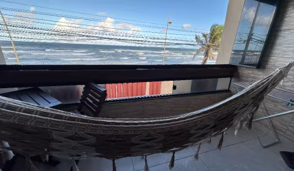 Praia do Flamengo - 2/4 - Varanda com vista total para o Mar - Mobiliado - 65 m² - Porcelanato - 1 vaga