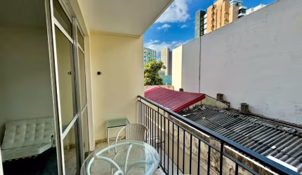 Apartamento à Venda na GRAÇA - 370 m² - Nascente - 4/4 - Dependência , Armários planejados - 2 vagas