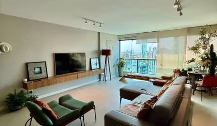 Versatile - Jardim Apipema | Mobiliado -  2/4 - 1 suíte - Varanda - Armários - 2 vagas - Andar alto