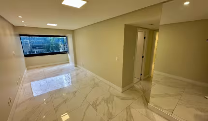 Venda | Stiep | 3 quartos | 1 suíte | 93 m² | dependência completa | Nascente | 2 vagas | Armários
