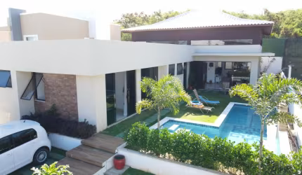 Guarajuba - Excelente Casa recém construída à venda - 4 suítes - Ilha gourmet - Área de serviço - 6 vagas