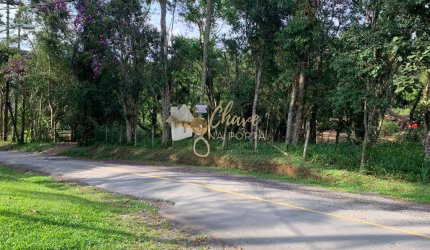 Terreno amplo à venda no Jardim Renata (Itapecerica da Serra)