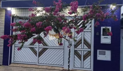 Casa a venda em São Vicente com 2 Dormitorios