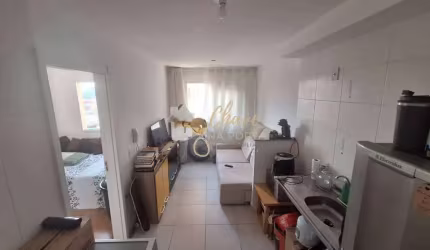 Apartamento em Jardim Cidália com 1 Dormitorios