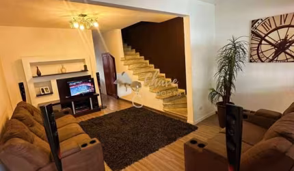 Linda Casa de 4 Andares em Jardim das Acácias
