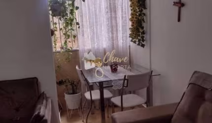 Apartamento à venda no Guarapiranga com 2 dormitórios