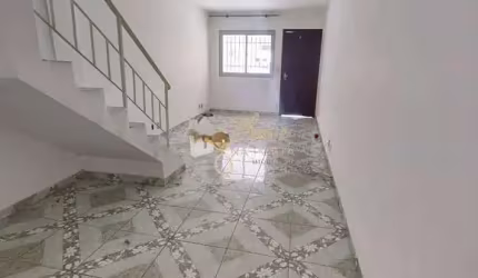 Sobrado à venda no Parque Marabá com 2 Dormitórios