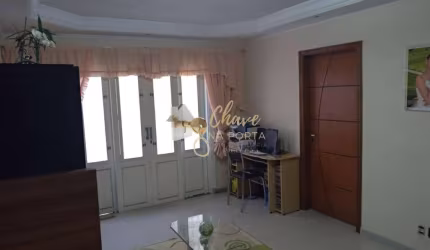 Casa à venda em Interlagos com 3 Dormitórios