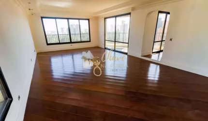 Apartamento amplo à venda na Vila Suzana com 3 suítes