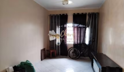 Casa térrea ampla à venda na Praia Grande com 2 Dormitórios