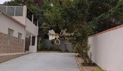 Casa à venda em Parelheiros com 4 Dormitórios