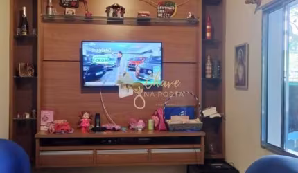 Conjunto de imóveis e salão comercial à venda no Embu das Artes