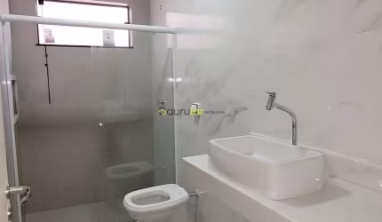 Casa 3 dormitórios - área gourmet  - garagem para 2 carros - reformada.