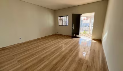 QD 205 Recanto das Emas Casa 3 Quartos 1 Suíte 2 Vagas 140m² Área de Serviço