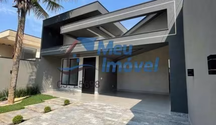 Rua 04 Vicente Pires Casa 4 Suítes 2 Vagas Lote 400 m² Útil 320 m² Piscina