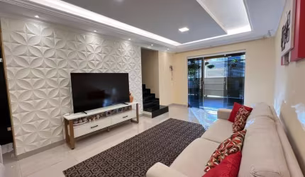 QR 213 Samambaia Norte Sobrado 4 Quartos 1 Suíte 2 Vagas 378,75m² Varanda
