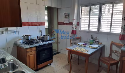 Área Comercial 900m² Jardim Oriente Valparaíso Casa 3 Quartos 1 Suíte 2 Vagas
