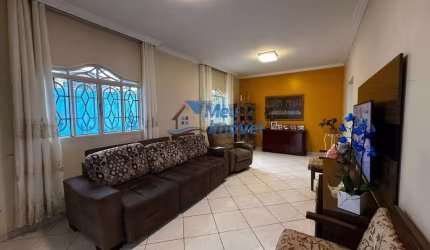 Ponte Alta Norte Casa 4 Quartos 2 Suítes 6 Vagas 225m² Área de Lazer Lavanderia