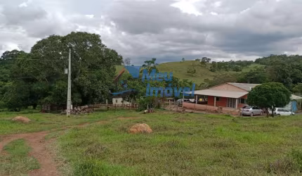 Sítio Mato Grande Luziânia 2 Casas 6 Quartos 1 Suíte 2 Vagas 315m² Área de Fundos