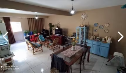 Setor Leste Gama Sobrado 3 Quartos 1 Suíte 2 Vagas 180m² Área de Serviço Mármore