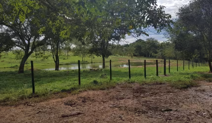 Sítio Girassol Cocalzinho de Goiás 2 Casas 130.000m² Escriturada Varanda