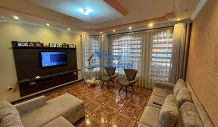 QR 514 Samambaia Sul Sobrado 5 Quartos 2 Suítes 2 Vagas 328m² Churrasqueira Copa