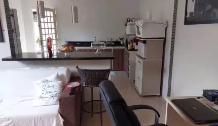 Rua 12 Vicente Pires Casa1 4 Quartos 2 Suítes 3 Vagas Casa2 2 Quartos 1 Banheiro
