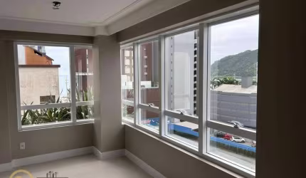Apartamento com 3 dormitórios à venda, 136 m² por R$ 3.340.000,00 - Centro - Balneário Camboriú/SC