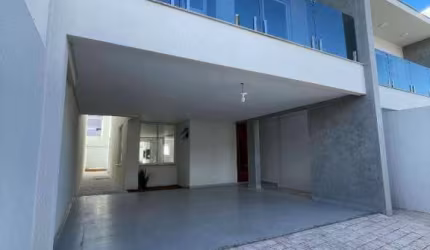 Sobrado com 3 dormitórios à venda, 196 m² por R$ 1.299.999,99 - São João - Itajaí/SC