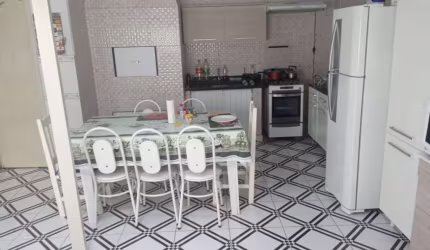 Casa com 3 dormitórios à venda, 120 m² por R$ 600.000,00 - Nova Esperança - Balneário Camboriú/SC