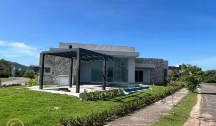 Casa com 4 dormitórios à venda, 370 m² por R$ 5.850.000,00 - Centro - Camboriú/SC