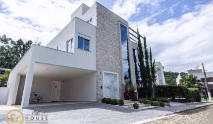 Casa com 3 dormitórios, 376 m² - venda por R$ 6.500.000 ou aluguel por R$ 25.000/mês + taxas- Ariribá - Balneário Camboriú/SC