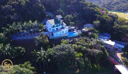 Casa com 5 dormitórios, 600 m² - venda por R$ 8.000.000,00 ou aluguel por R$ 5.000,00/dia - Praia do Estaleirinho - Balneário Camboriú/SC