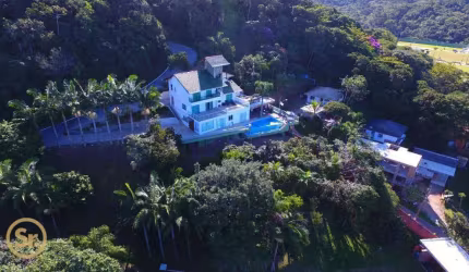 Casa com 5 dormitórios, 600 m² - venda por R$ 8.000.000,00 ou aluguel por R$ 5.000,00/dia - Praia do Estaleirinho - Balneário Camboriú/SC