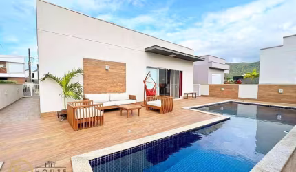 Casa com 3 dormitórios para alugar, 300 m² por R$ 16.000/mês - Santa Regina - Camboriú/SC