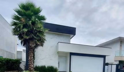 Casa com 3 dormitórios à venda, 500 m² por R$ 3.800.000 - Centro - Camboriú/SC