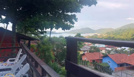 Linda Pousada á venda....